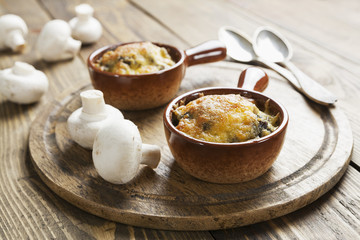 Mushrooms baked with cheese