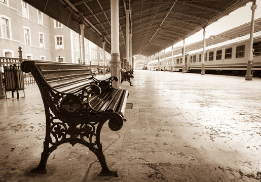 bench on Sirkeci railway station
