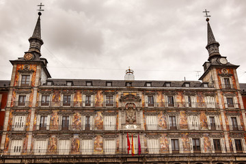 Fototapeta premium Plaza Mayor Cityscape Towers Madrid Spain
