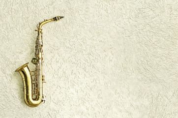 Saxophon mit Freiraum