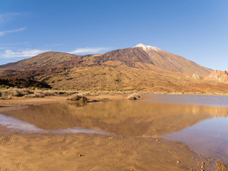 Fototapeta na wymiar Vulkan auf Teide auf Teneriffa