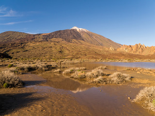 Fototapeta na wymiar Vulkan auf Teide auf Teneriffa
