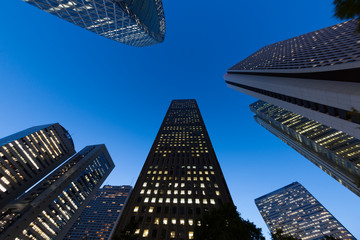 Fototapeta na wymiar 夜の新宿高層ビル街
