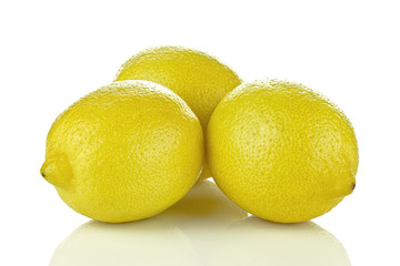 Cytryny na białym tle