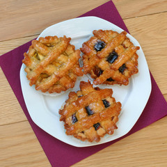 crostatine di frolla e marmellata_ dolci