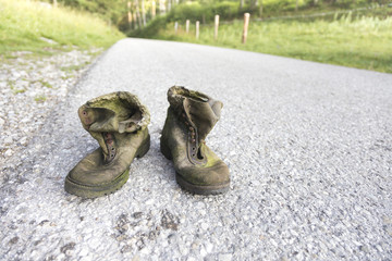 alte Wanderschuhe