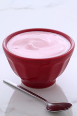 Artisan greek strawberry yogurt