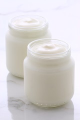 Delicious mexican guacamole dip