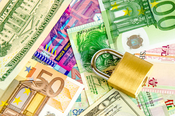 Devisen mit Vorhaengeschloss