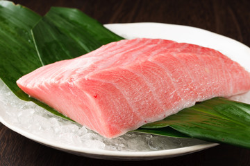 マグロ 切り身