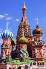 Fototapeta na wymiar St. Basil's Cathedral on Red Square in Moscow, Russia.