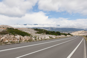 Landstraße zur Adriatische Meer in Croatia