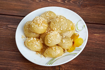 Loukoumades