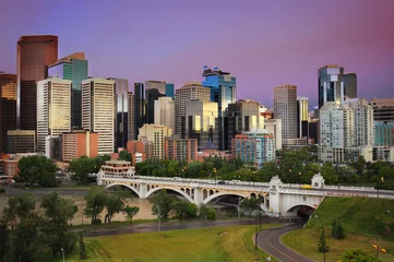 Foto op Plexiglas Calgary, Alberta, Canada - skyline stadsgezicht © trashthelens