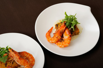 Fried Shrimps with arugula