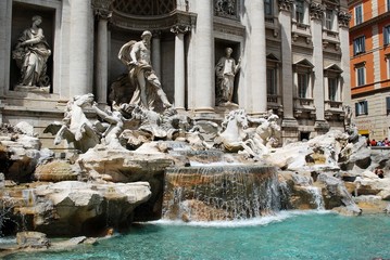 Fountain di Trevi - famous Rome's place