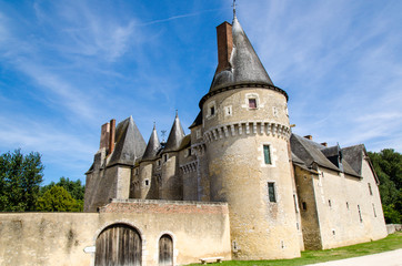 Obraz premium Schloss in Fougeres sur bievre, Frankreich