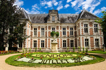 Fototapeta na wymiar Historisches Haus in Vendome Loire Frankreich