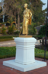 The statue of Dame Suranaree monument in Mini Siam Park