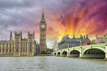 London. Beautiful view of Westminster Bridge and Houses of Parli