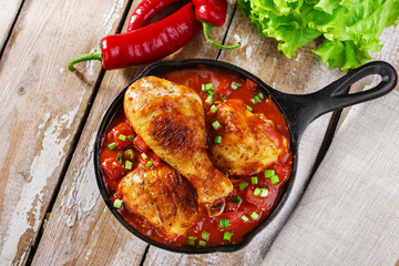baked chicken legs with tomato sauce