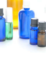 コスメ容器　遮光瓶　スプレー容器　