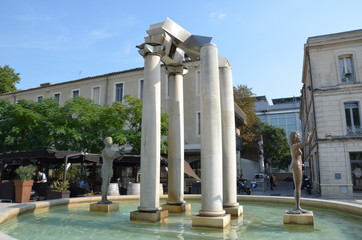 Place d'Assas, fontaines, Nîmes