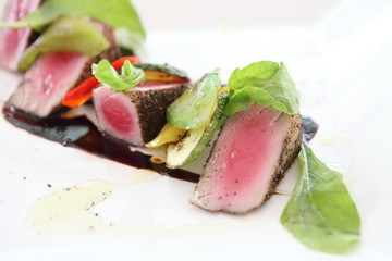 Grilled tuna steak