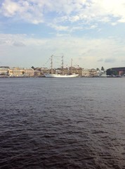Fototapeta premium Sailbot on the Neva river