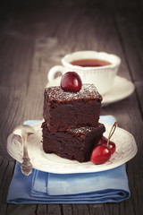 Brownies with fresh berry