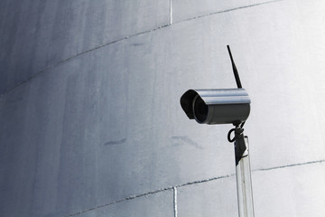 camara de seguridad fondo metalico