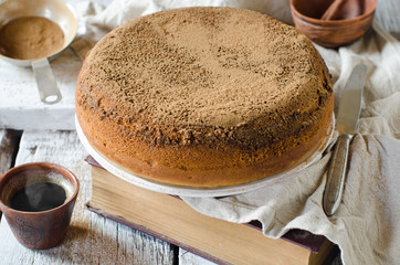 Cake with cinnamon