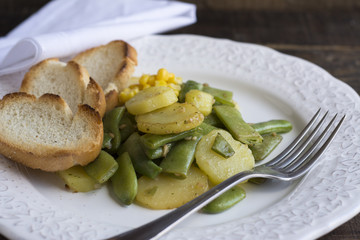 Green beans with potatoes