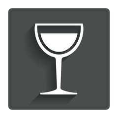 Wine glass sign icon. Alcohol drink symbol.