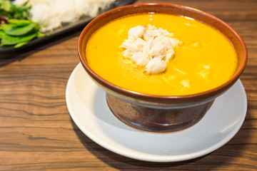 noodles fish curry crab