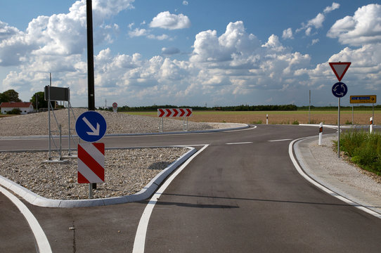 Zufahrt Kreisverkehr