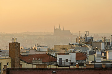 Fototapeta na wymiar Smoggy Prague