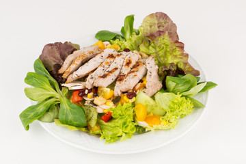 Salat mit Putenstreifen