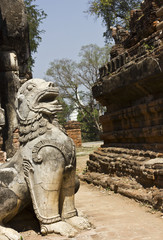 Fototapeta premium Lion protector of the temple in the historical site of Bagan