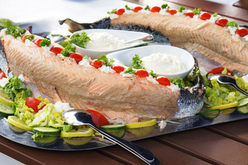 Wildlachs mit Kaviarsahne
