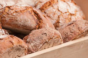 Frisches Brot, Grundnahrungsmittel, Bäcker, Kruste