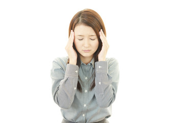 頭痛に悩むＯＬ