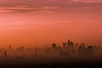 Fototapeta na wymiar Sunrise in Bangkok city, Bangkok city Thailand.