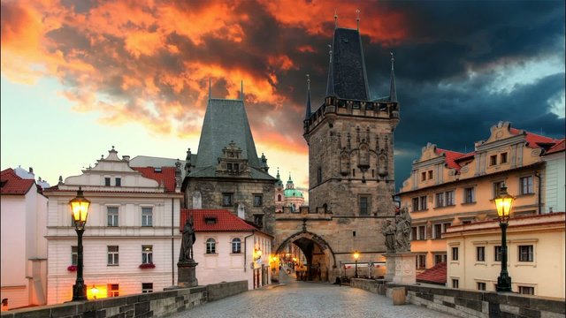 Prague - Charles Bridge, time lapse