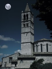 Assisi - Campanile della Basilica di Santa Chiara - Notturno