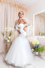 Fototapeta premium Young beautiful bride