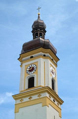 Obraz premium Kirche Maria Himmelfahrt in Kösching