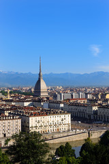 Fototapeta premium Torino, la Mole Antonelliana e le Alpi