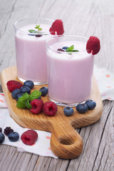 Milkshake with fresh berries