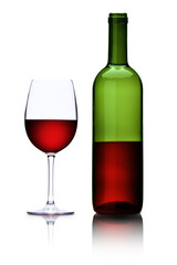 Rotweinglas und Flasche